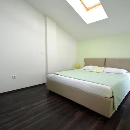Ferienwohnung Roberto Apartman Njivice
